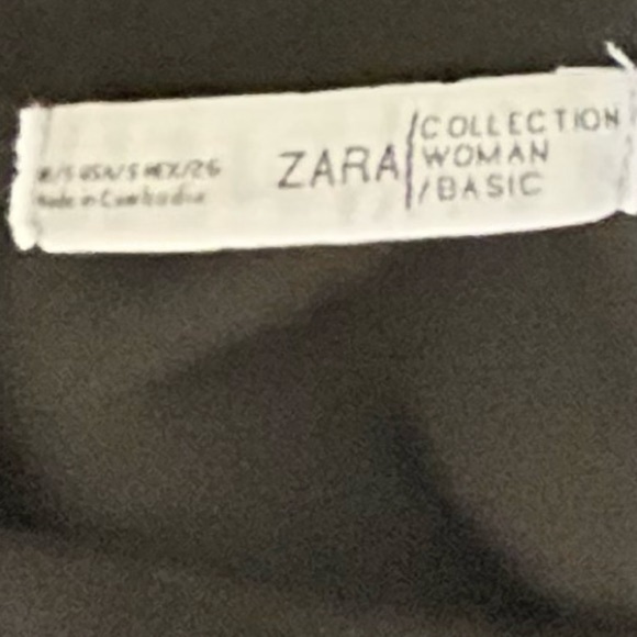 Zara black faux suede back exposed zipper with pull tab short sleeve top small - Picture 10 of 11